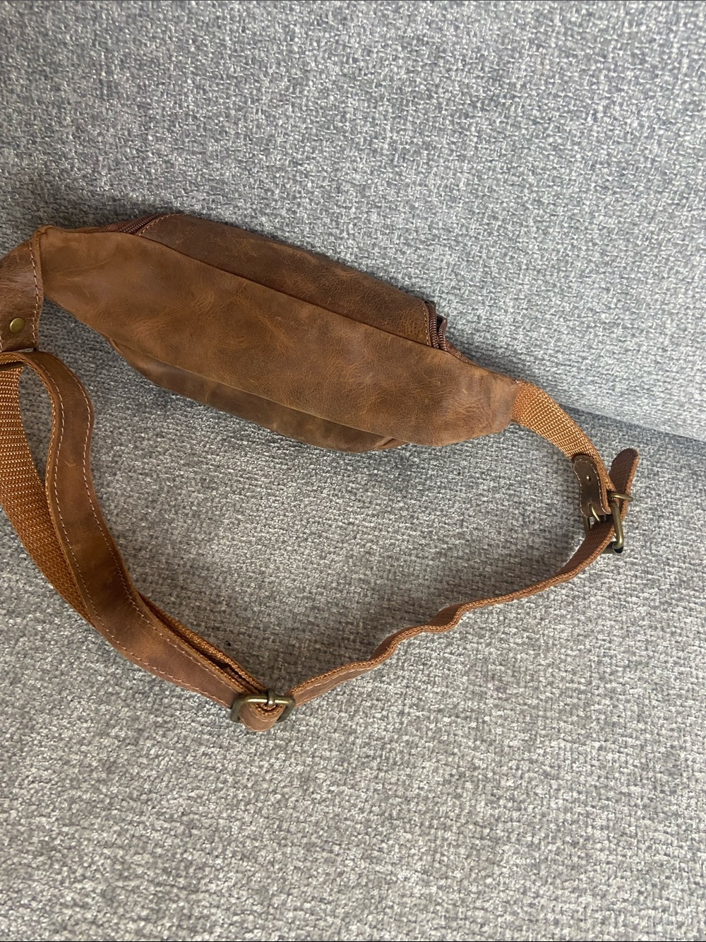 Brown Leather Waist Pack for Men or women - Picture 3 of 9